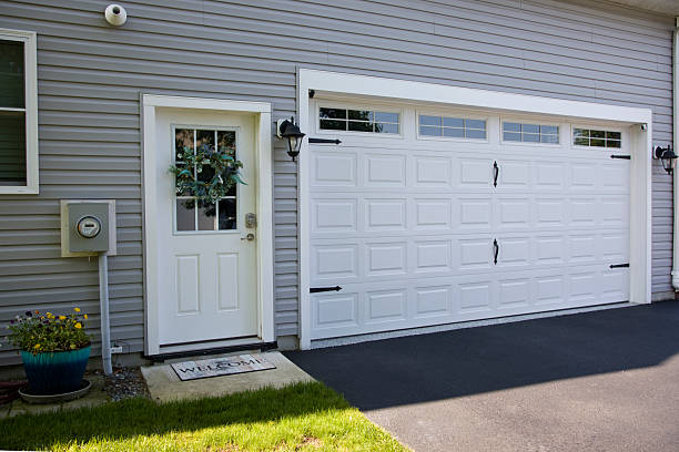 24/7 Emergency Garage Door Panel Replacement experts in Pearl River, LA